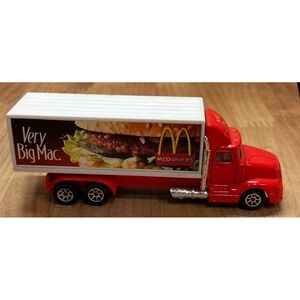 Hot Wheels McDonald's Very Big Mac Trailer Truck 1996 Diecast Toy Car Red
